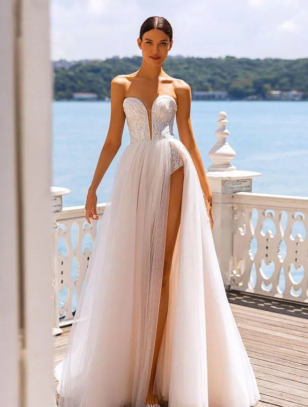 Astonishing White Wedding Dress
