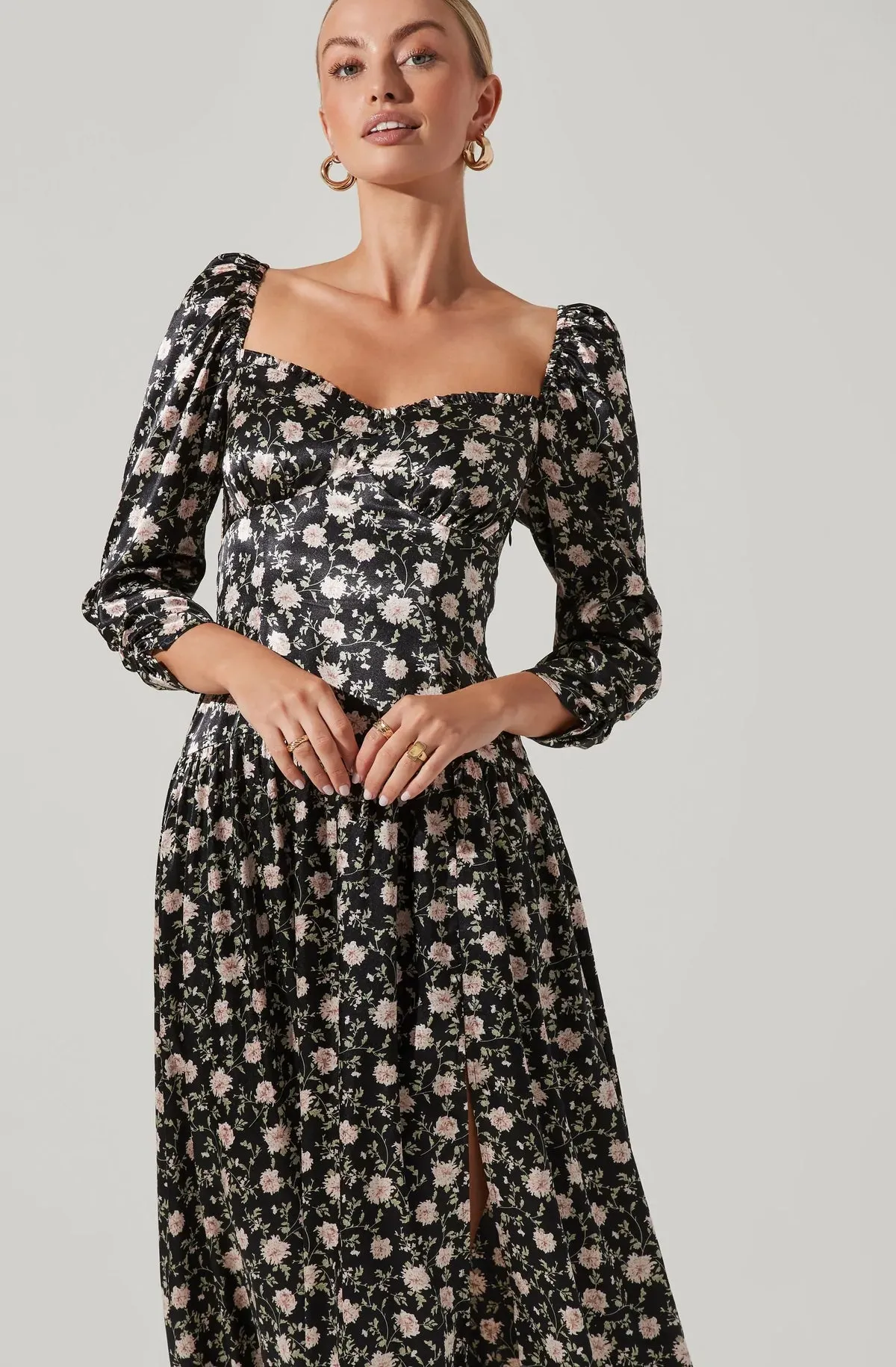 Puff Sleeve Sweetheart Neck Midi Dress