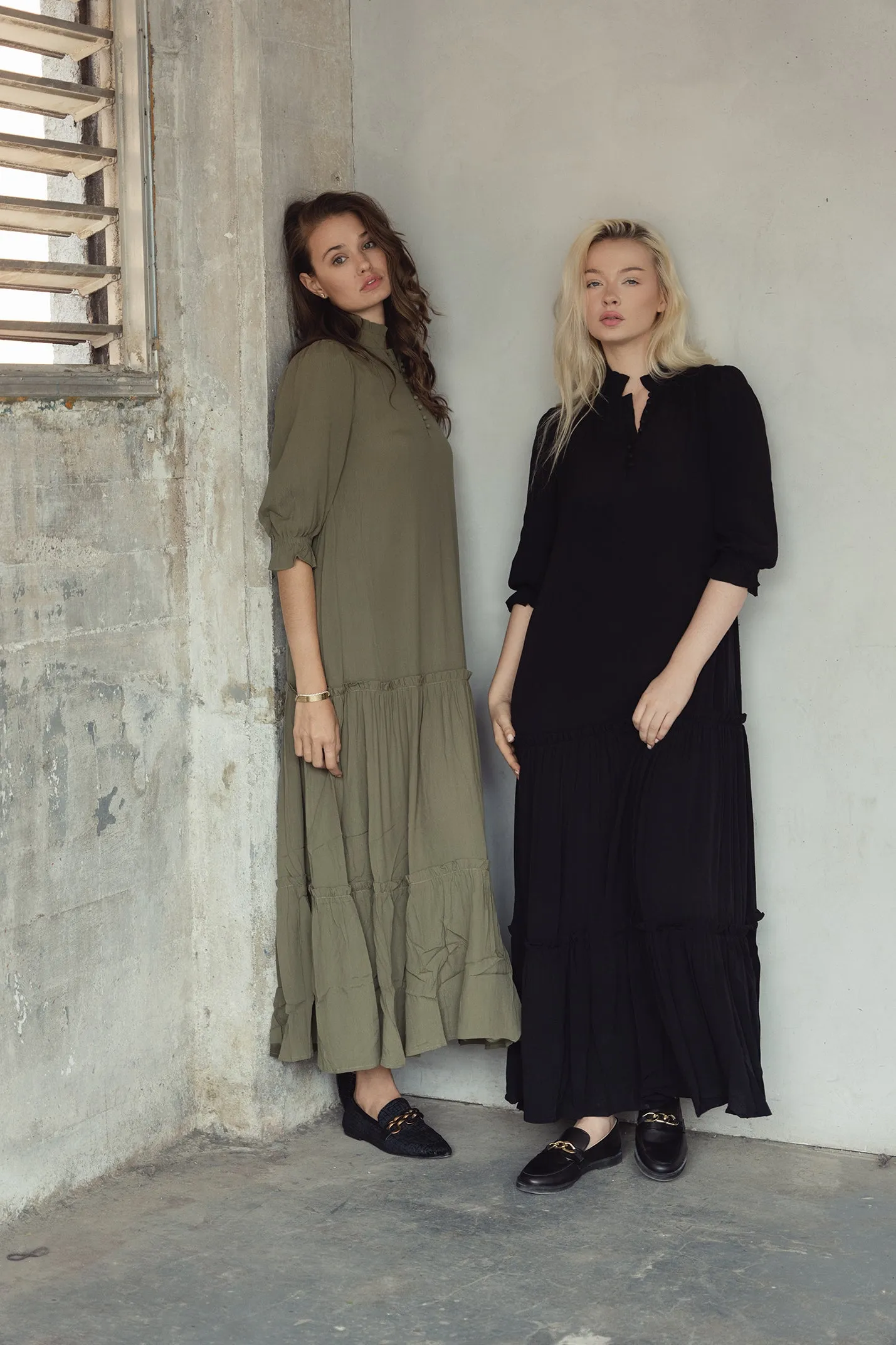 Puffed Sleeve Tiered Maxi